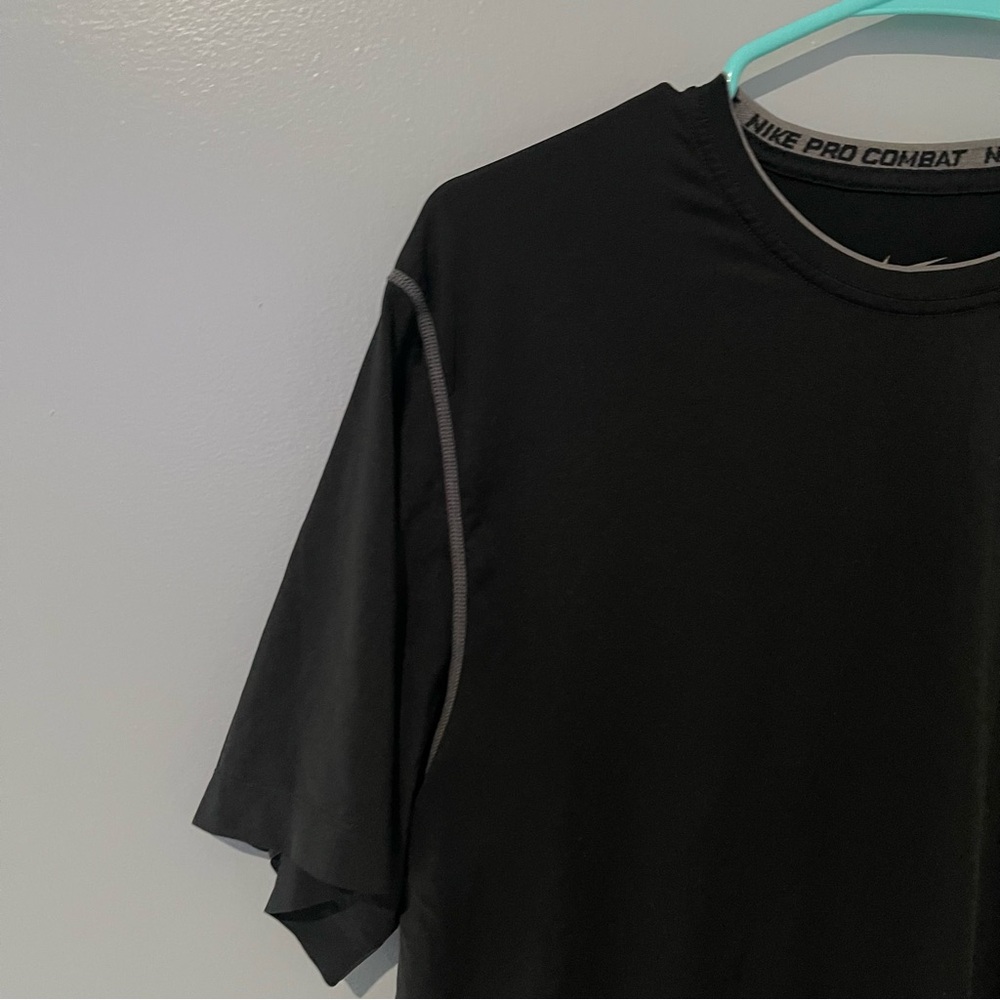 Nike Black Dri-FIT T-Shirt | Men’s Size L - Picture 4 of 16